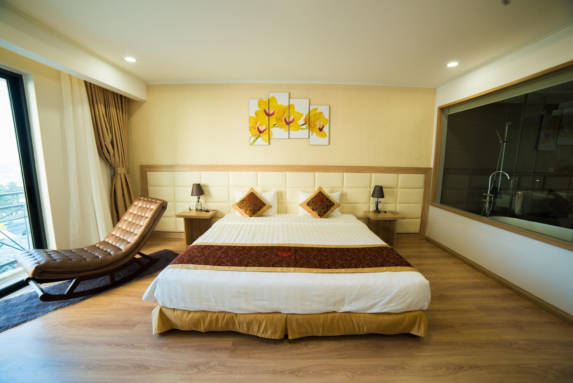 Ruby Hotel Da Nang Esterno foto
