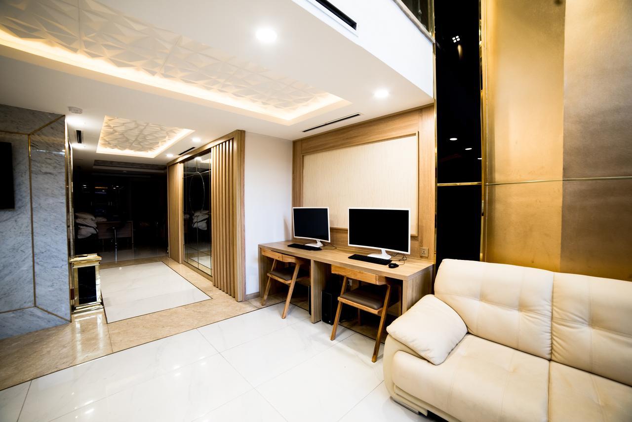 Ruby Hotel Da Nang Esterno foto